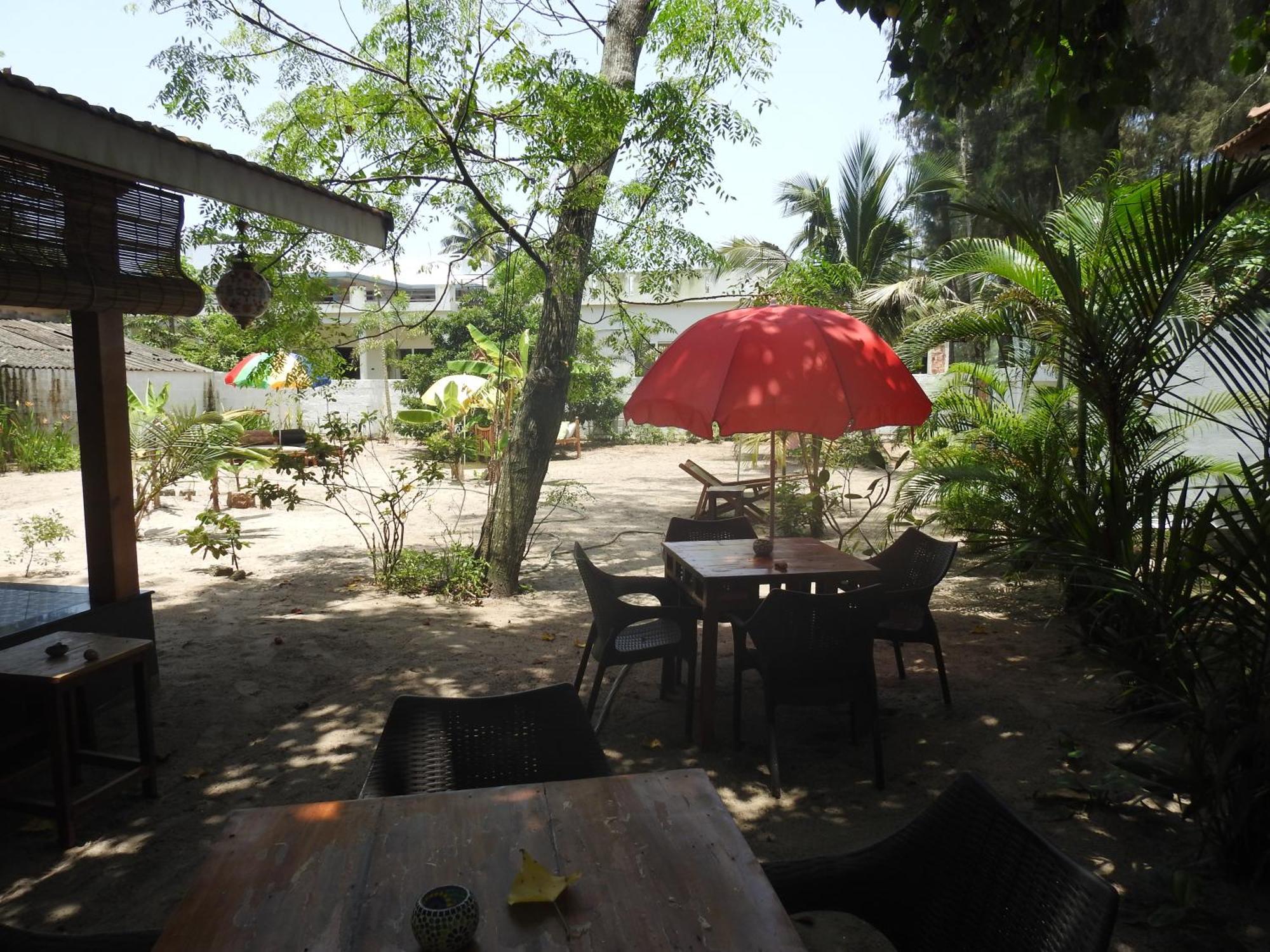Alleppey Beach Garden Alappuzha Exterior photo