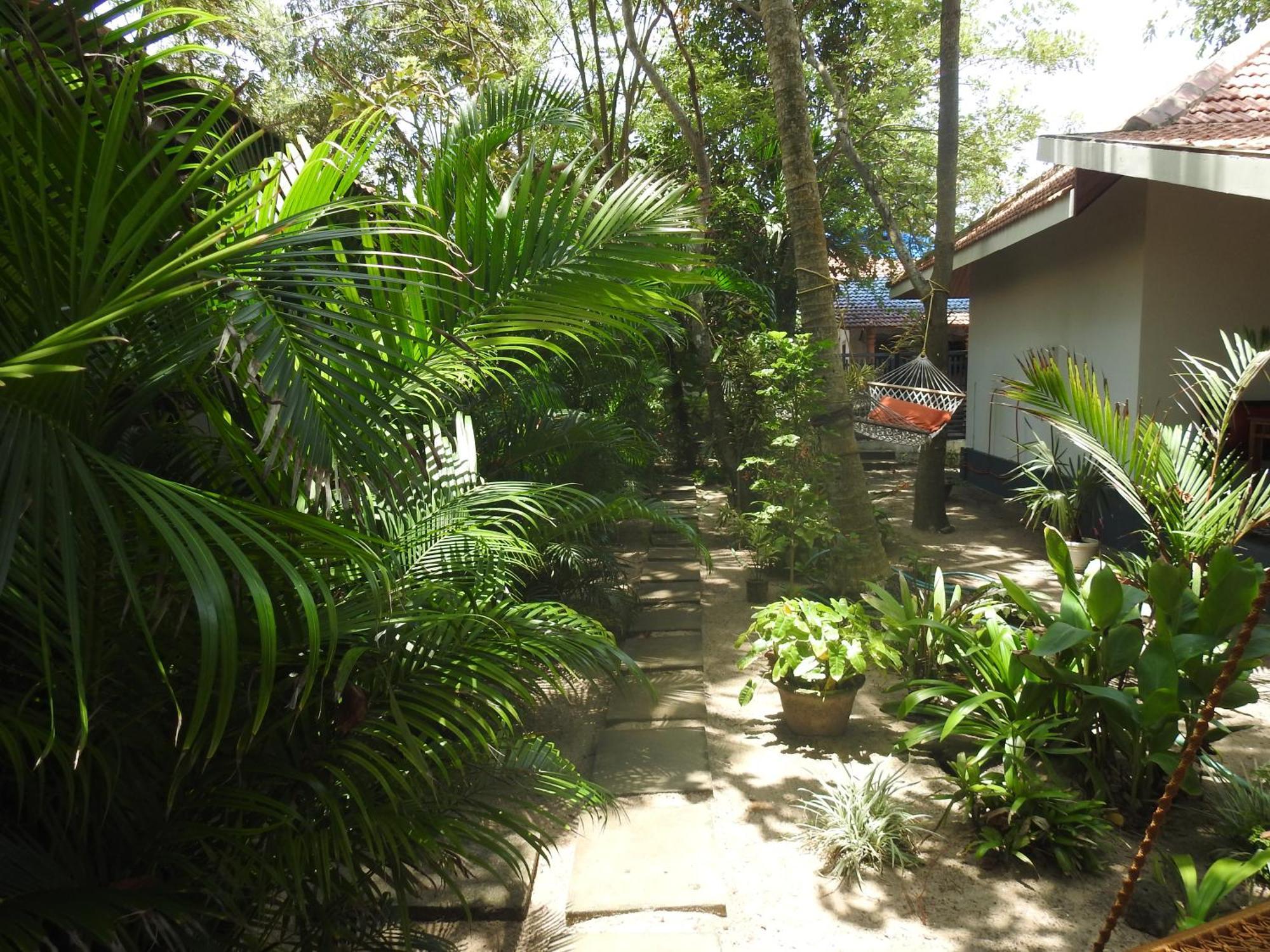 Alleppey Beach Garden Alappuzha Exterior photo